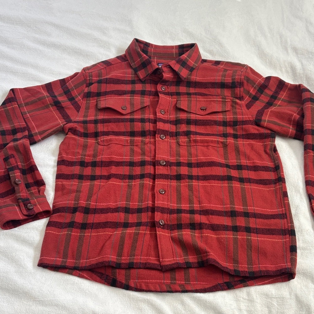 Patagonia  Button-Up Flannel